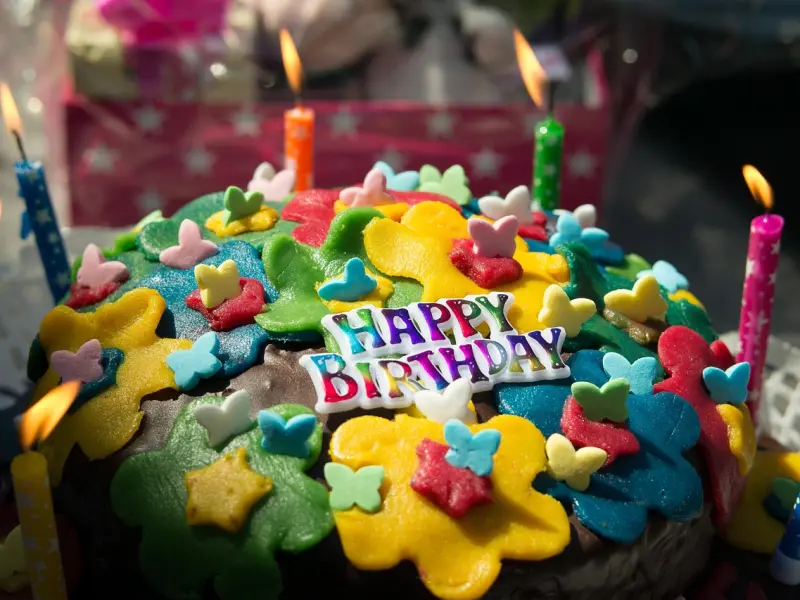 男朋友和我分手让我非常痛苦，我想挽回他该怎么做