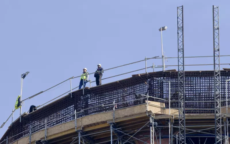 男友背着我继续上相亲网站，该不该分手？