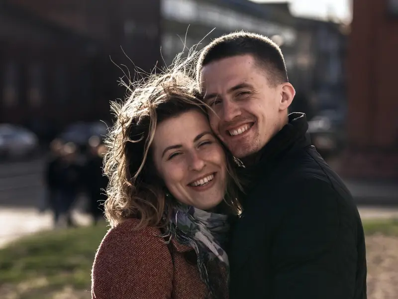 男朋友受不了我的脾气和我分手，我一直找他想要复合他都躲着我，我该怎么办