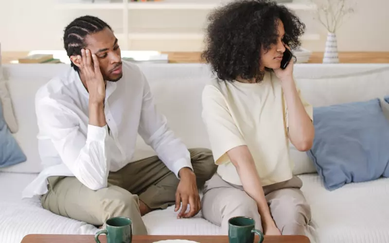 男朋友没说分手,就不联系了一个月，是不是在试探我？