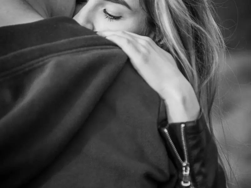 男朋友不懂得关心我，没爱的感情终究无法继续