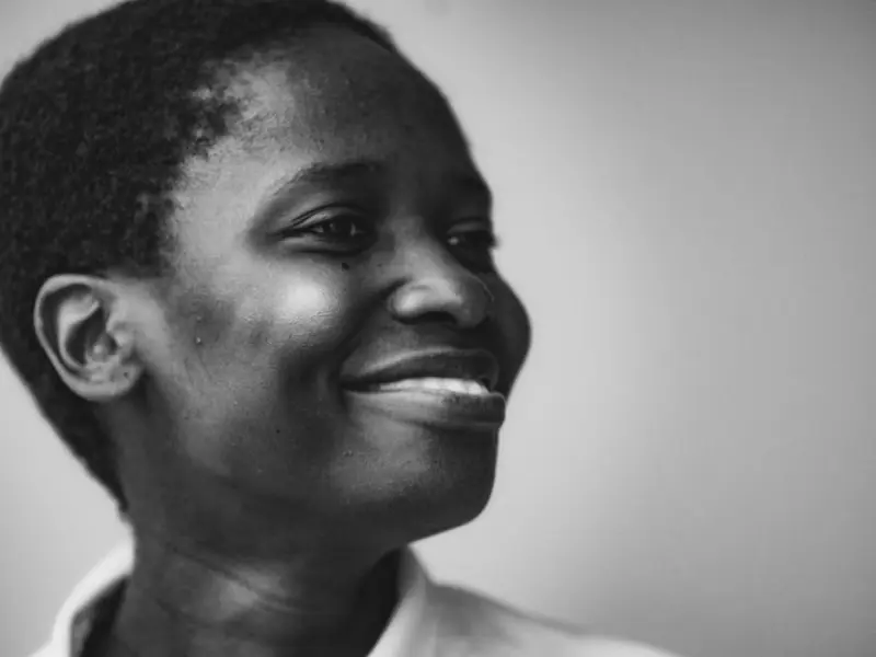 男朋友和我分手之后和他前女友复合了，我该怎么去挽回他