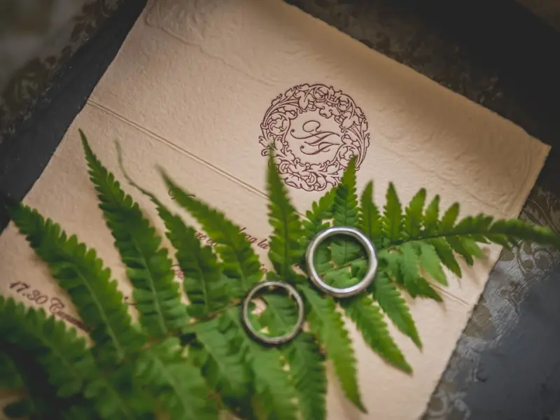 男朋友拉黑了所有联系方式，我该不该通过他父母来挽回他？