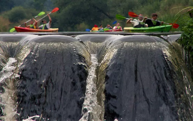 男友反感整容与我冷战 我该如何挽回男友