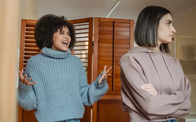 分手后男友不理我了，我该努力去挽回男友吗？