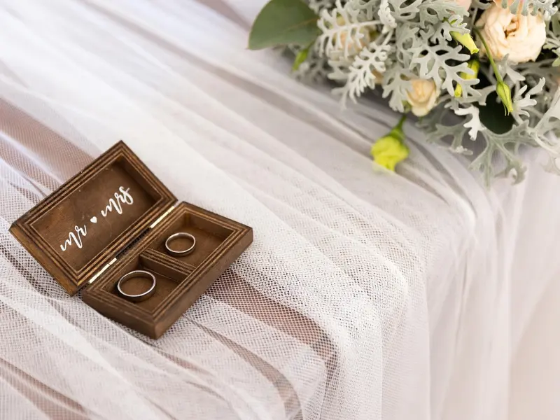 男友大我16岁 他说不会和我结婚我该分手吗