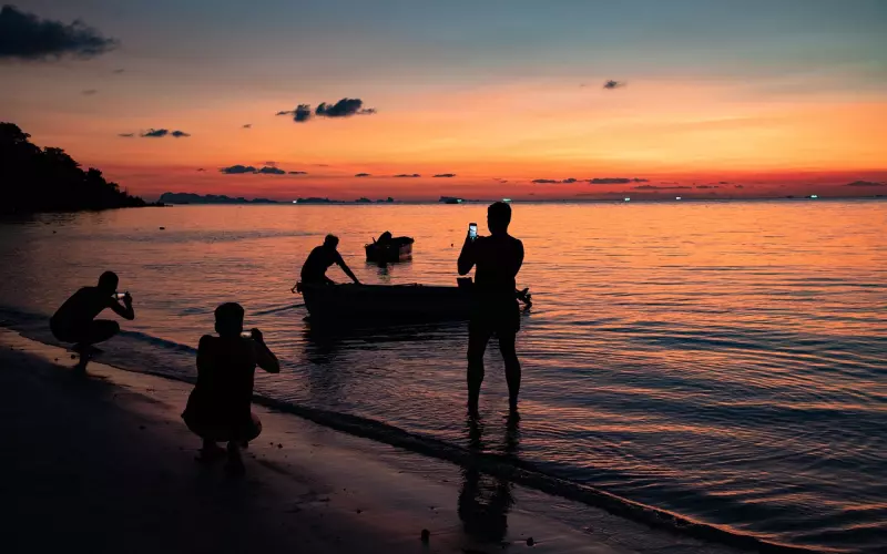 男朋友害怕我看他手机，情感咨询师教你正确看待这件事