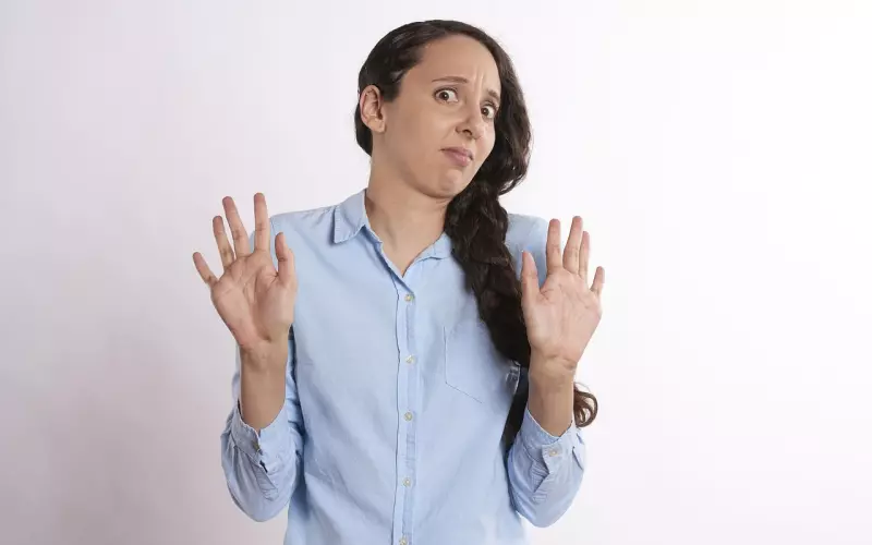 男朋友生气了我要怎么哄他开心