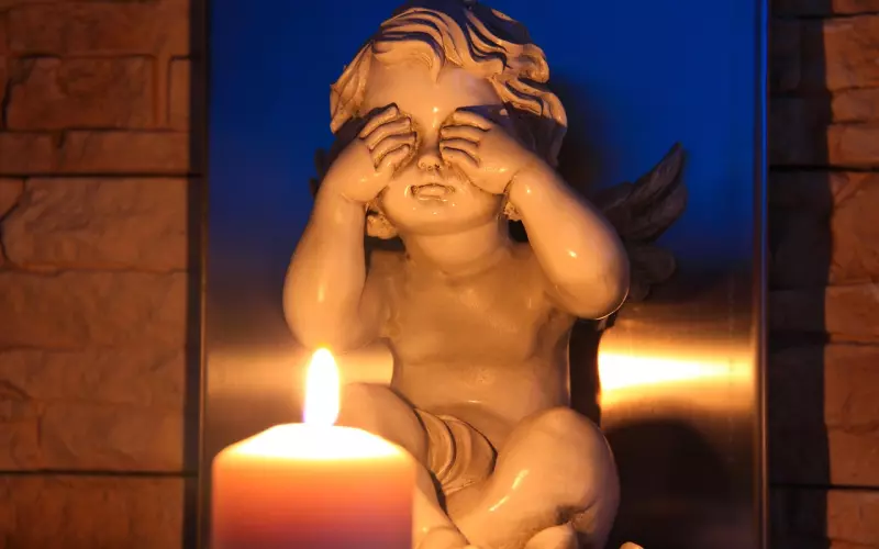 男朋友对我很好但他工作不稳定 让我看不到未来怎么办