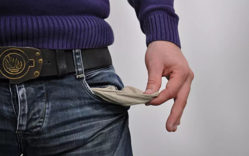 男友很穷 想结婚却没钱怎么办