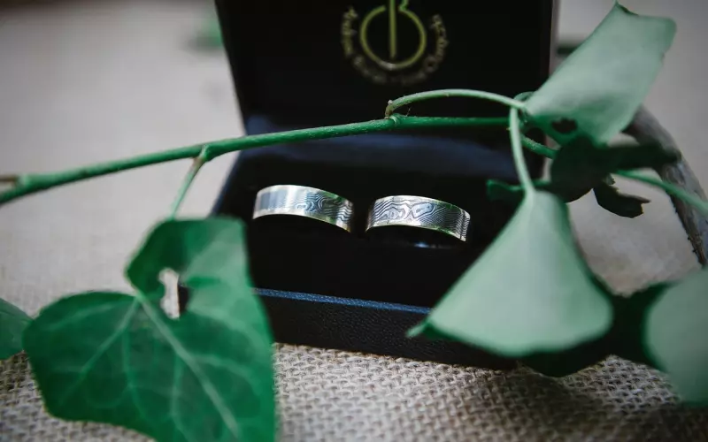 男友爱约炮又不提结婚，他是短择吗