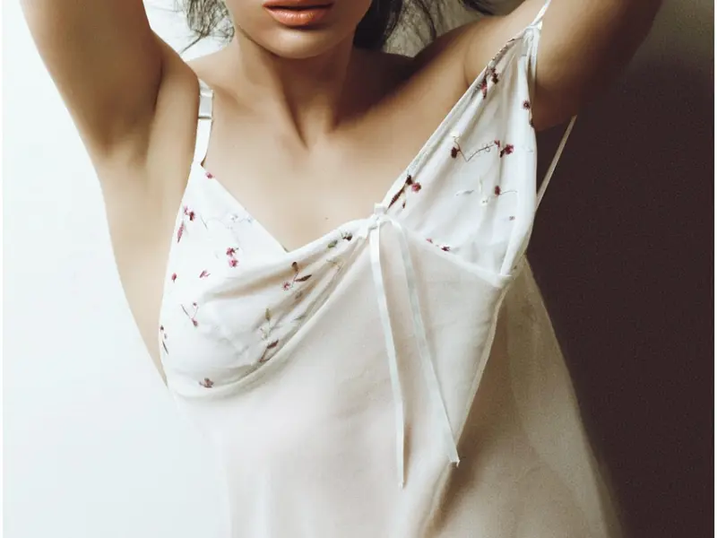 男朋友为了和我分手一直不肯见我，我尝试去挽留他都没有用，我该怎么办