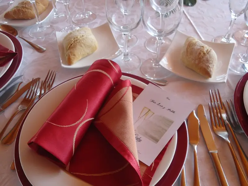 男朋友说实在受不了我的脾气了坚决和我分手，我该怎么去挽回他