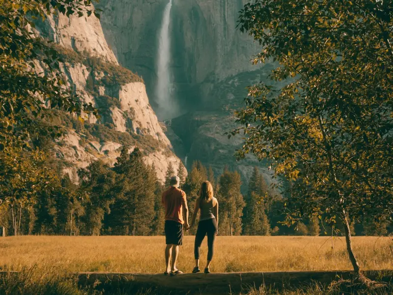 男朋友说和我没有共同语言缺乏沟通，现在要和我分手，我该怎么去挽回他