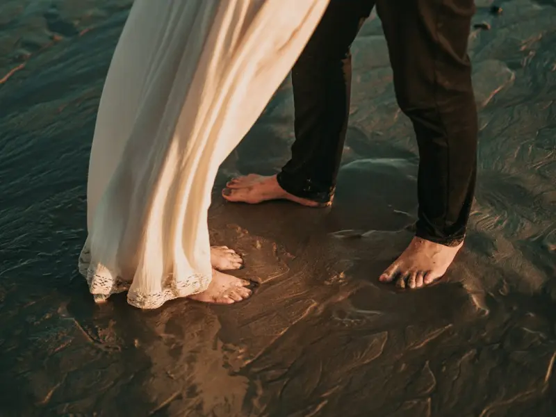 男友说我太粘人了要和我分手，我该怎么挽回