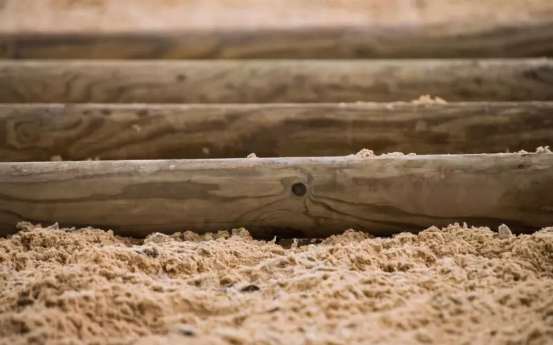 男友心里还有前任，如何正确后撤挽回他？