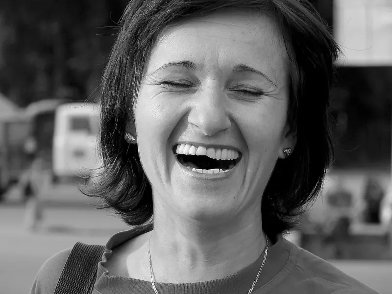 男友嫌弃我长得不漂亮要和我分手，我该怎么挽回他