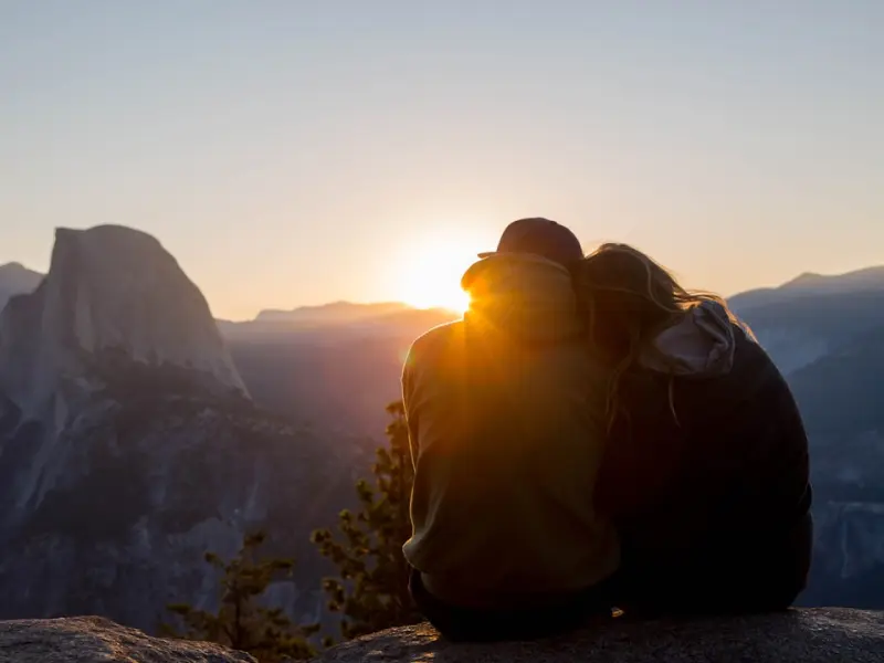 男朋友要和我分手，我去找他他不肯见我，我该怎么办