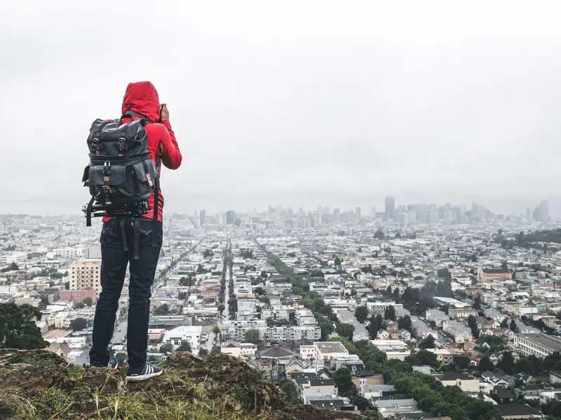 男朋友要结束我们几年的感情，我哭着求他都没用，怎么样才能让他回心转意