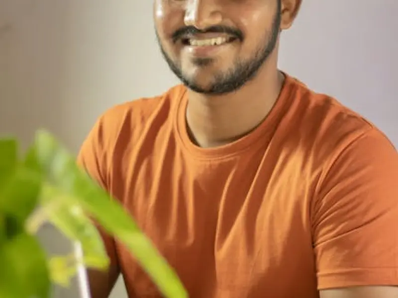 家里资产过亿的男友总说忙，是我太敏感还是他腻了？