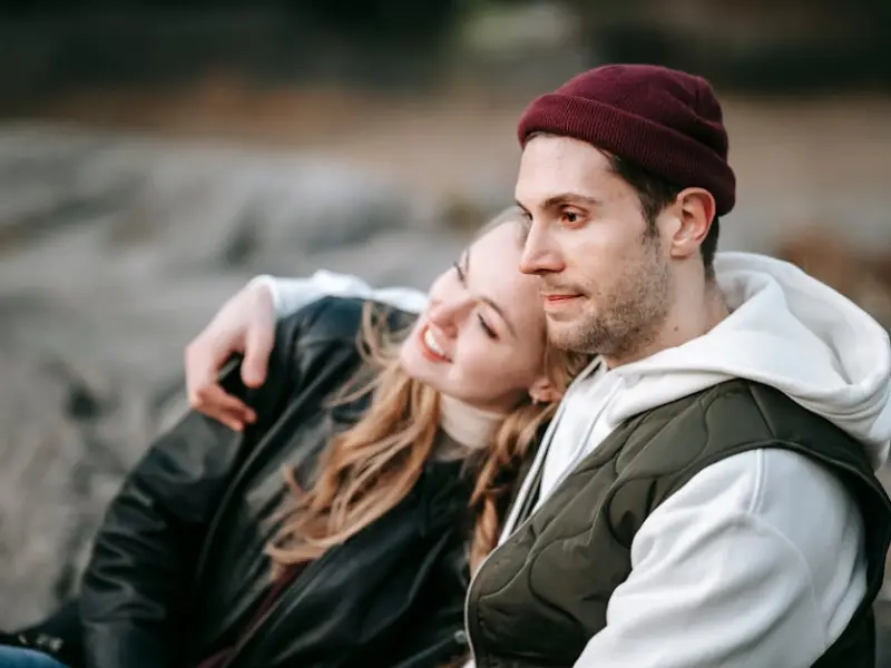 前男友已经结婚，我还忘不了他。 |  隔壁老王