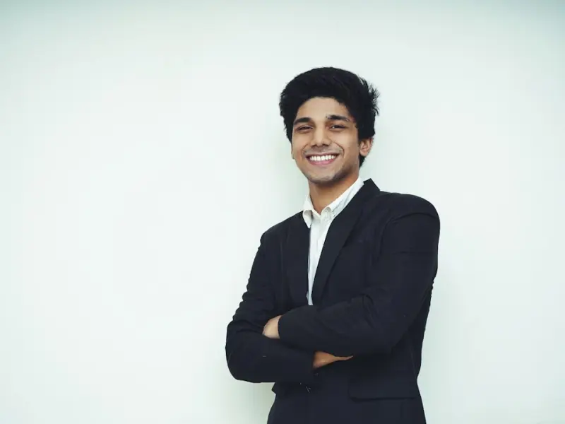 前男友突然加我为好友，我可以挽回他吗？