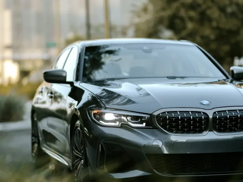 前女友一直骚扰我导致女朋友误会我和我分手，我该怎么去挽回她