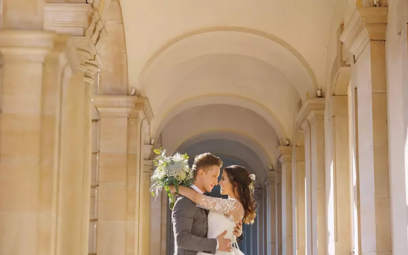 跟丈夫复婚遭到家人反对，该怎么挽回？