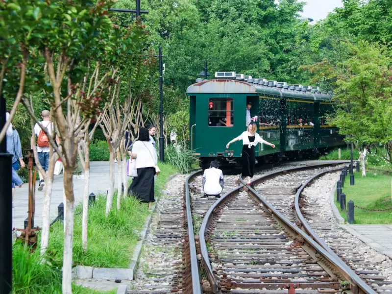 我和女朋友分手了，有什么好的办法能够挽回她