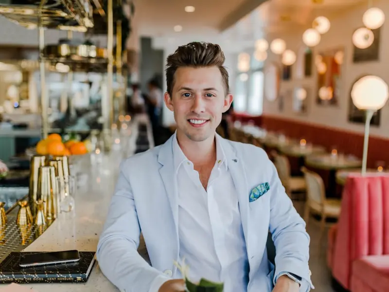 女朋友和我分手了，头也不回的走了，但是我想挽回她该怎么做