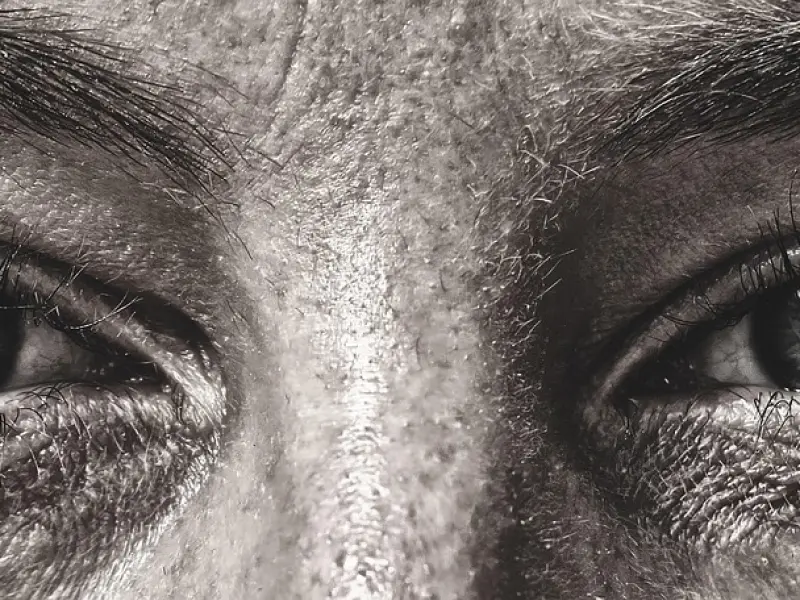 女朋友因为家里原因和我分手，我该怎么去挽回