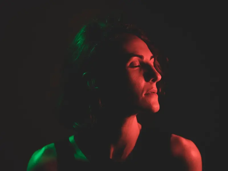 女朋友忍受不了我的坏脾气选择和我分手，有什么办法可以挽回她