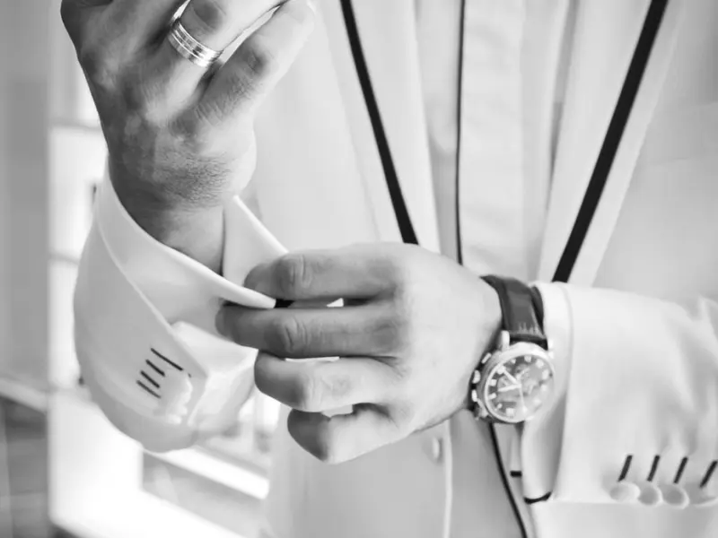 女友和我分手后马上找了新男友，怎么办