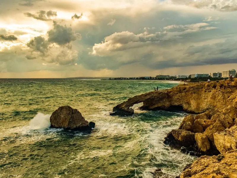 女朋友移情别恋了，我该怎么挽回