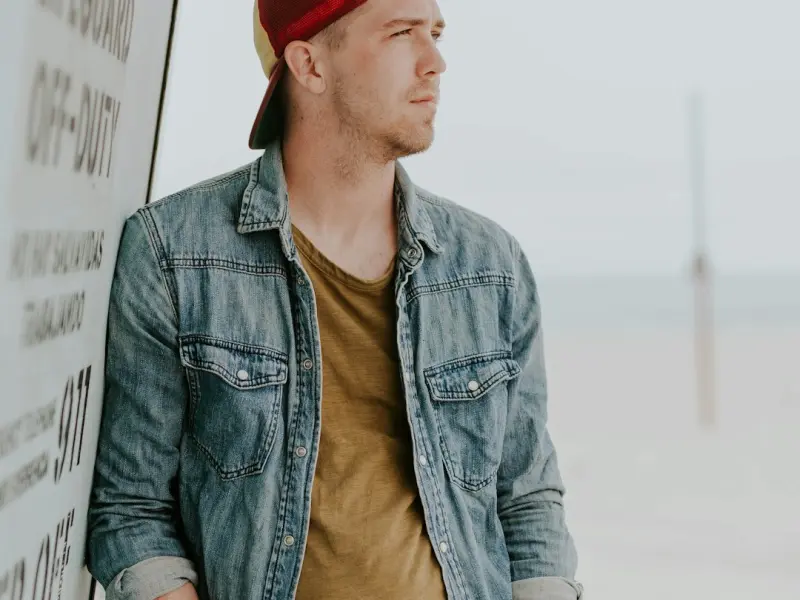 女朋友现在非常讨厌我，不肯和我复合，怎么样让她重新回到我身边