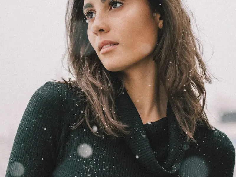 女朋友刚和我分手，我想挽回她该怎么做