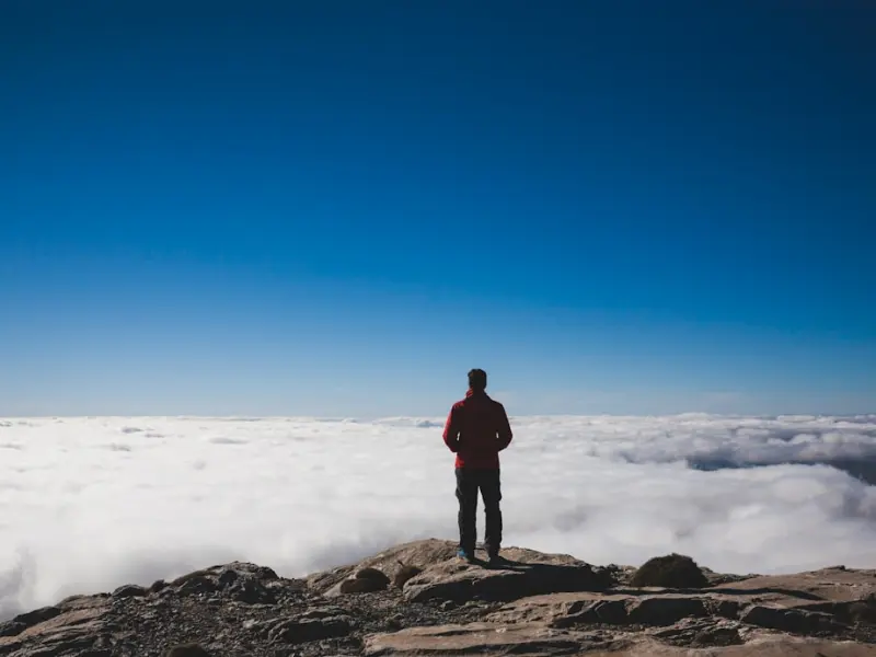 女朋友说和我还是不适应和我做男女朋友，想和我分手做普通朋友，我该怎么办