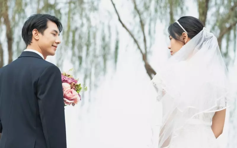 男方说我适合做老婆 我该接受离异的他吗