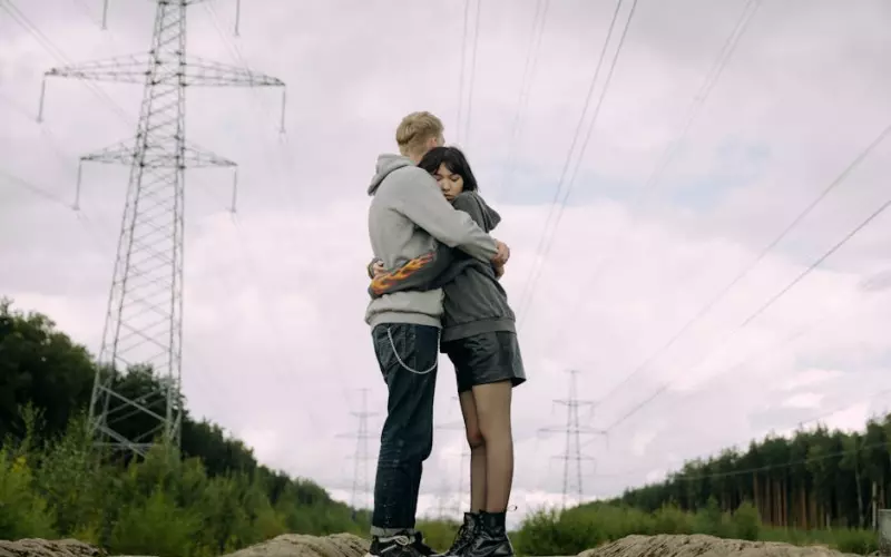 异地恋男友出轨，我应该原谅他吗?