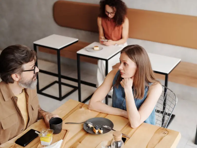 因父母不见面闹分手，我该如何挽回她？