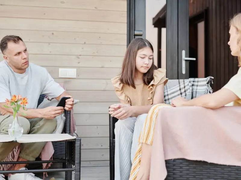 我爸妈不想我嫁给外地人，我该怎么和他们沟通？