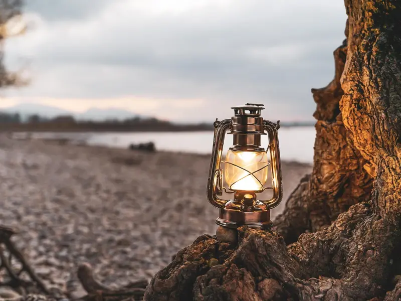 因结婚事情双方父母发生争执，我该如何挽回我的男朋友？