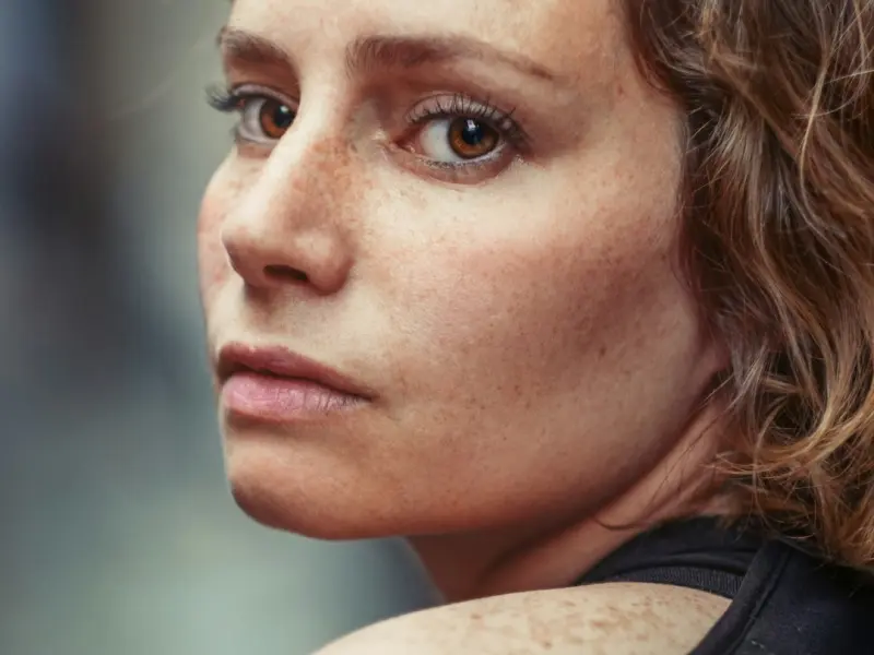 感情变质了，，该怎么挽回女友的心