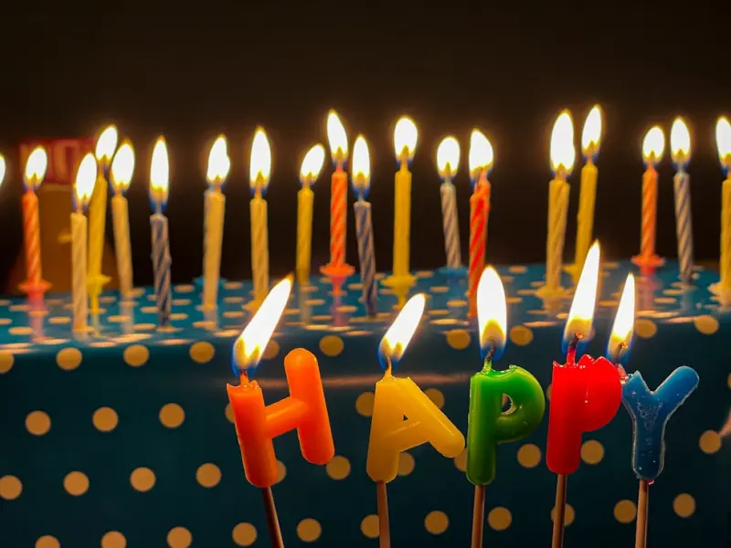 老婆和我冷战了好几个月了，我感觉她想要和我离婚，我该怎么办