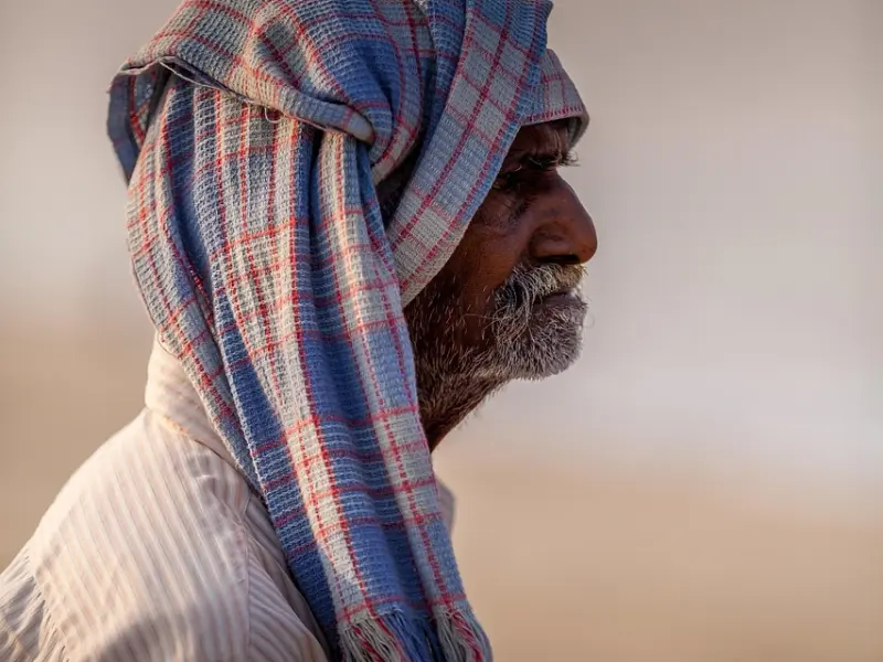 老婆为了报复我竟然在外面搞婚外情，我该怎么处理这种情况