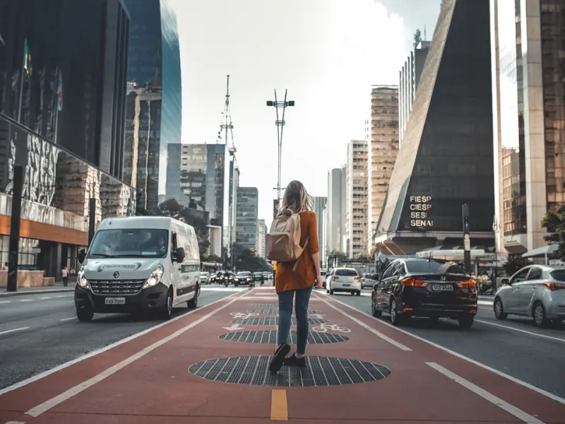 老婆现在怀孕了想要和我离婚，我该怎么办