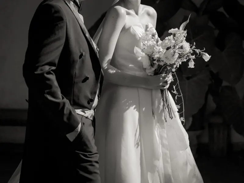 ✅老婆花巨资整容，数天后变成美女回家！发现老公竟然...