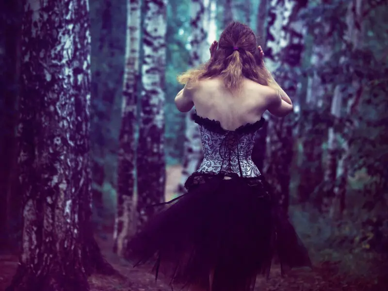 两个人关系再好，也不能伸手要这些东西，不然注定长久不了