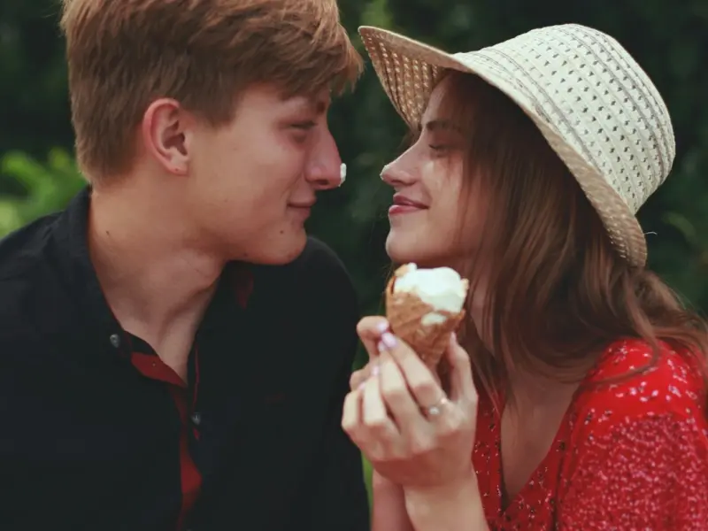 ✅衣服不管染上什么，用这招都能洗掉，收好不用谢！