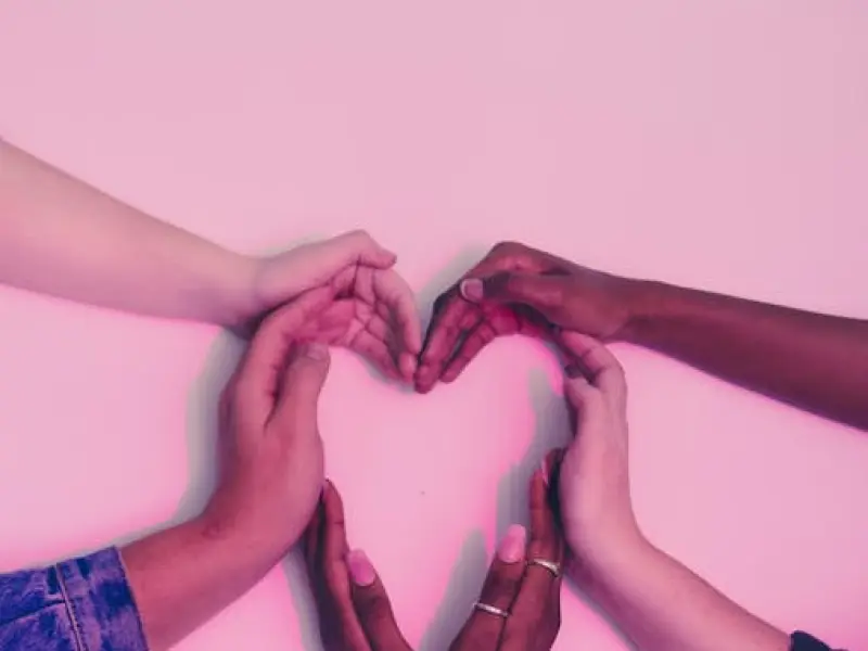 无论你爱过谁，爱过之后都会给你一些东西